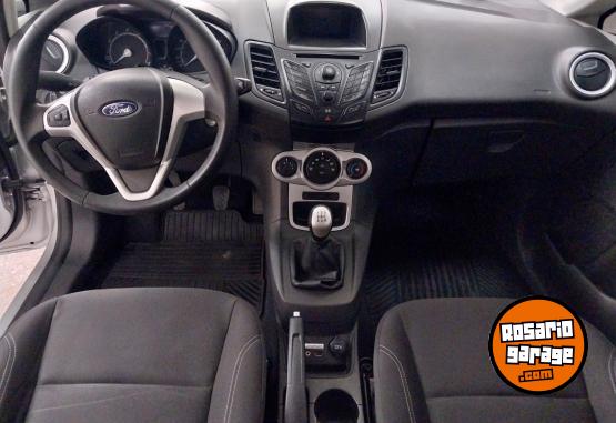 Autos - Ford Fiesta KD S Plus 2017 Nafta 130300Km - En Venta