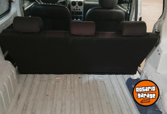 Utilitarios - Peugeot Partner HDI 2018 Diesel 100000Km - En Venta