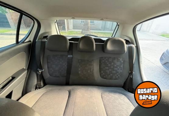 Autos - Fiat NEW PALIO ATTRACTIVE 1.4 2016 Nafta 128000Km - En Venta