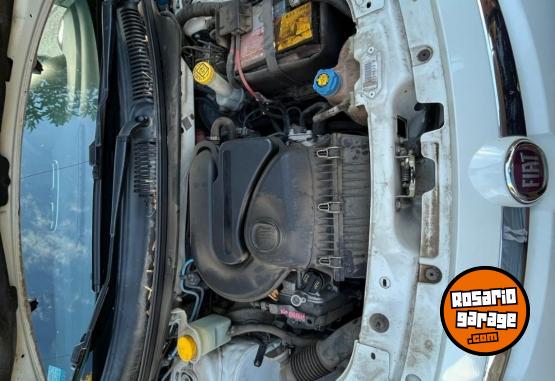 Autos - Fiat NEW PALIO ATTRACTIVE 1.4 2016 Nafta 128000Km - En Venta