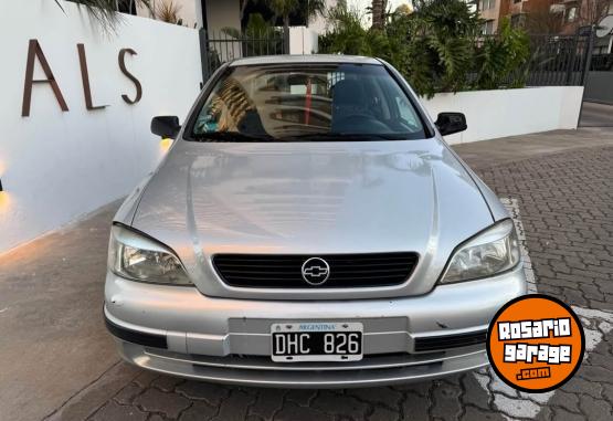 Autos - Chevrolet Astra 2000 Nafta 164000Km - En Venta