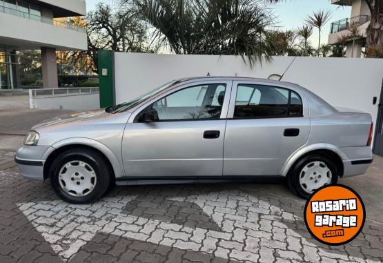 Autos - Chevrolet Astra 2000 Nafta 164000Km - En Venta