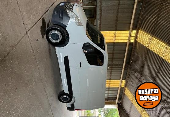 Utilitarios - Renault M�ster 2020 Diesel 180000Km - En Venta