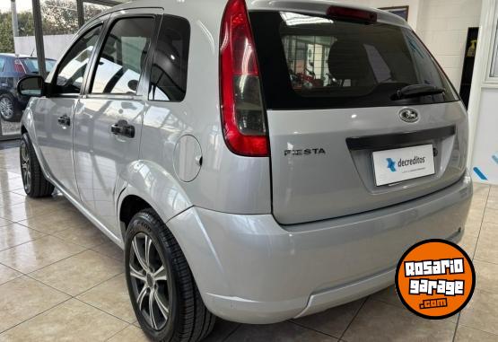 Autos - Ford FIESTA AMBIENTE PLUS MP3 2010 GNC 123310Km - En Venta