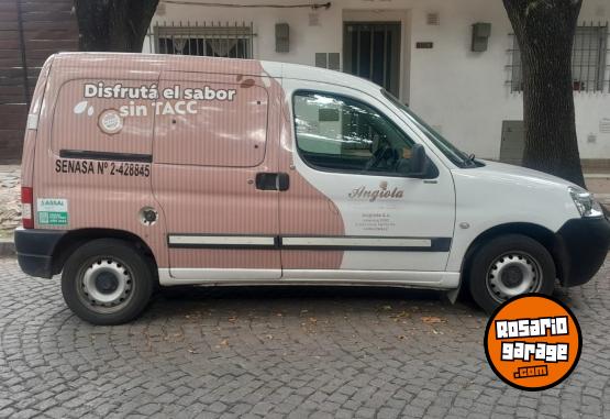 Utilitarios - Citroen berlingo furgon 1.6 HDI 2015 Diesel 227573Km - En Venta