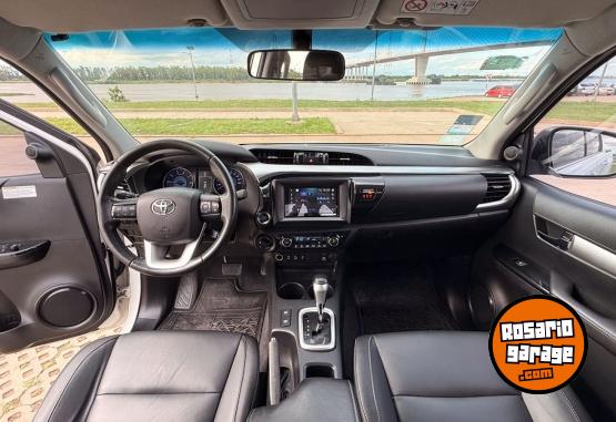 Camionetas - Toyota Hilux SRX AT 4x4 2016 Diesel 203000Km - En Venta