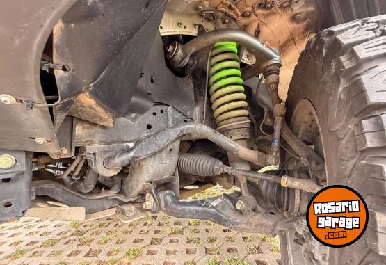 Camionetas - Toyota Hilux SRX AT 4x4 2016 Diesel 203000Km - En Venta