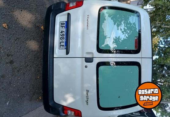 Utilitarios - Citroen Berlingo 2022 Nafta 86000Km - En Venta