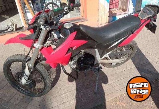 Motos - Guerrero GXR250 2017 Nafta 39000Km - En Venta