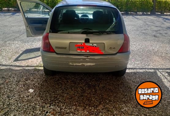 Autos - Renault clio 2000 Diesel 270000Km - En Venta