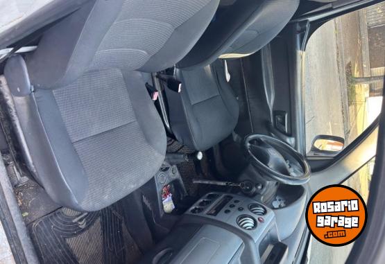 Utilitarios - Citroen Berlingo furgón motor 1,4 2013 Nafta 170000Km - En Venta