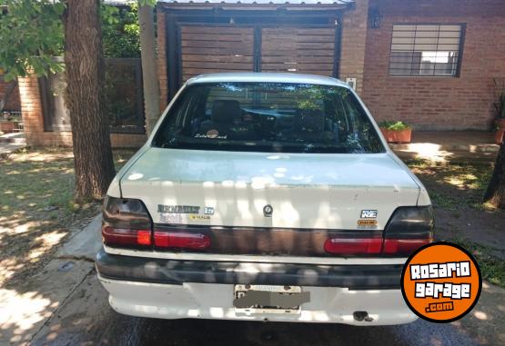 Autos - Renault 19 2000 GNC 1111Km - En Venta