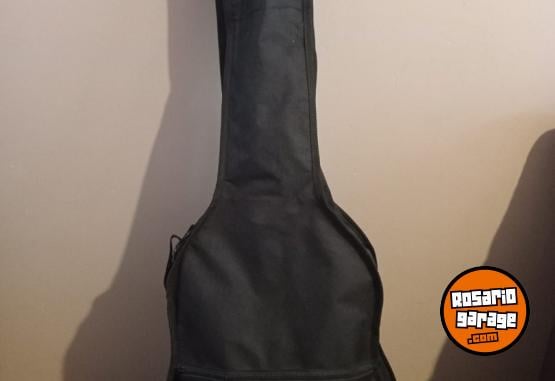 Instrumentos Musicales - Electroac�stica "Nueva" con accesorios. - En Venta