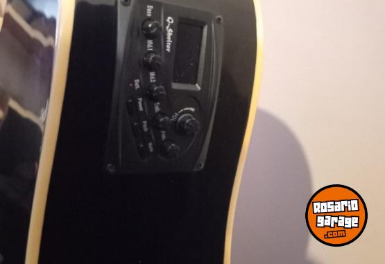 Instrumentos Musicales - Electroac�stica "Nueva" con accesorios. - En Venta