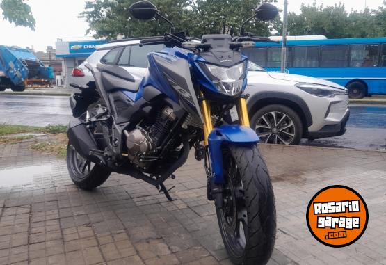 Motos - Honda Cb 300 2023 Nafta 1500Km - En Venta
