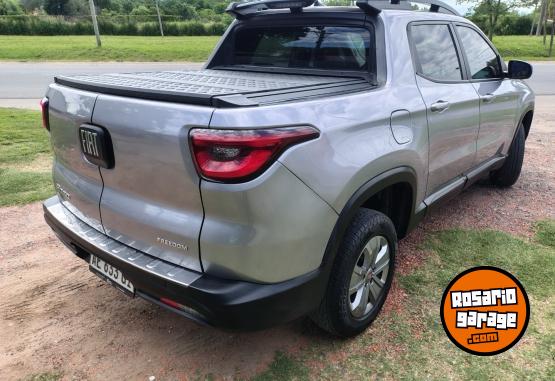 Camionetas - Fiat Toro Freedom 1.8 mpi 2021 GNC  - En Venta