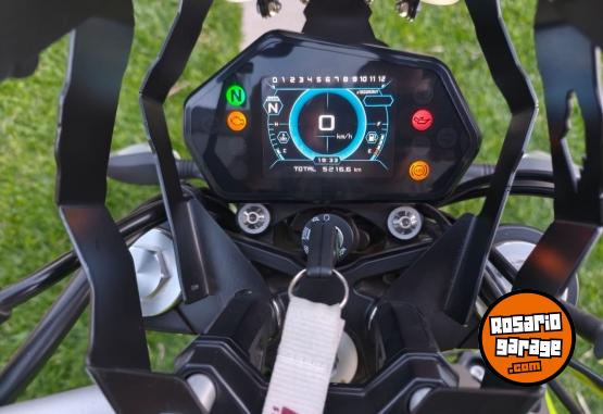 Motos - Benelli 302s 2023 Nafta 5300Km - En Venta