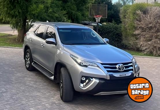 Camionetas - Toyota SW4 2018 Diesel 130000Km - En Venta