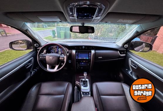 Camionetas - Toyota SW4 2018 Diesel 130000Km - En Venta