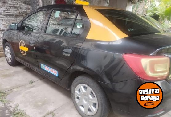 Autos - Renault LOGAN 1.6 AUTHENTIQUE 2018 GNC 304000Km - En Venta