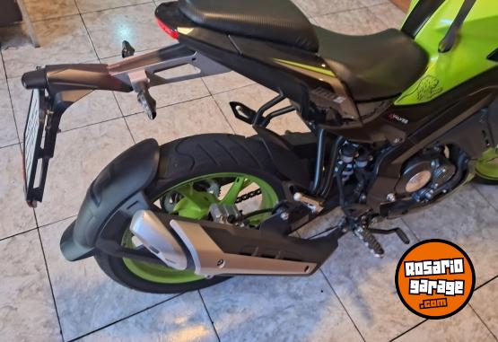 Motos - Benelli 180s 2022 Nafta 8500Km - En Venta