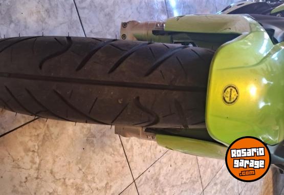 Motos - Benelli 180s 2022 Nafta 8500Km - En Venta