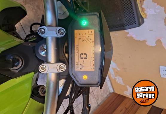 Motos - Benelli 180s 2022 Nafta 8500Km - En Venta