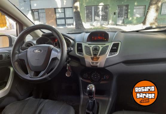 Autos - Ford Fiesta 1.6 4P Trend 2011 Nafta 174000Km - En Venta