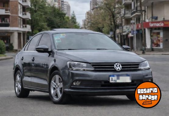 Autos - Volkswagen Vento 2017 Nafta 93000Km - En Venta