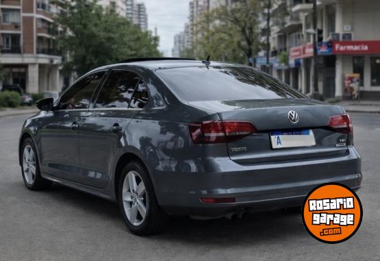 Autos - Volkswagen Vento 2017 Nafta 93000Km - En Venta