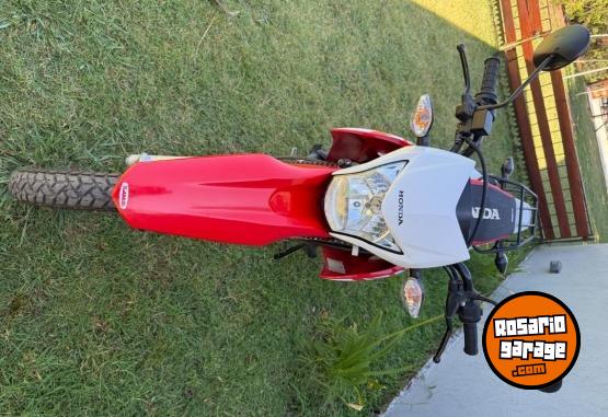 Motos - Honda XR 150L 2023 Nafta 2100Km - En Venta