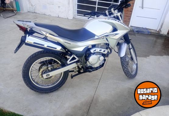 Motos - Honda Falcon 400 2015 Nafta 39000Km - En Venta