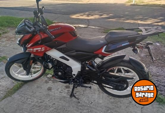 Motos - Bajaj Rouser ns200 2022 Nafta 15000Km - En Venta