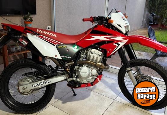 Motos - Honda Tornado XR 250 2020 Nafta 15000Km - En Venta