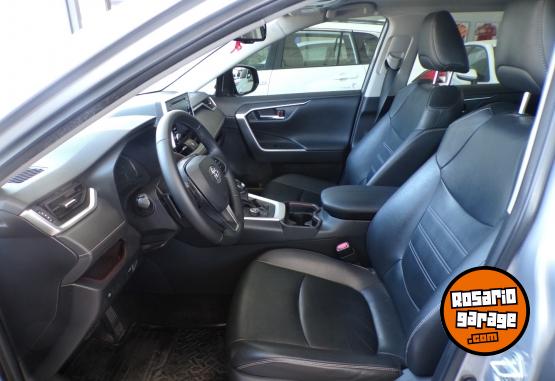 Camionetas - Toyota RAV4 HV 2.5 AWD LIMITED C 2020 Electrico / Hibrido 132000Km - En Venta
