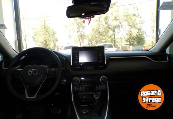 Camionetas - Toyota RAV4 HV 2.5 AWD LIMITED C 2020 Electrico / Hibrido 132000Km - En Venta