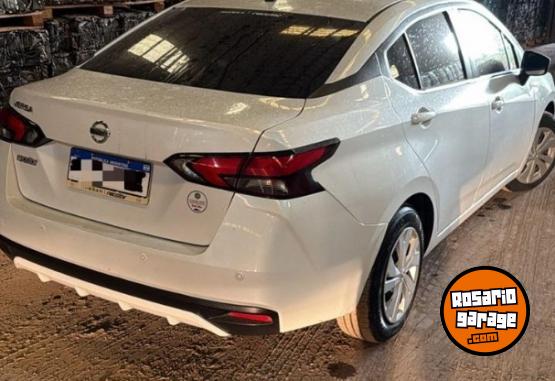 Autos - Nissan Versa Sense 2021 Nafta 150000Km - En Venta