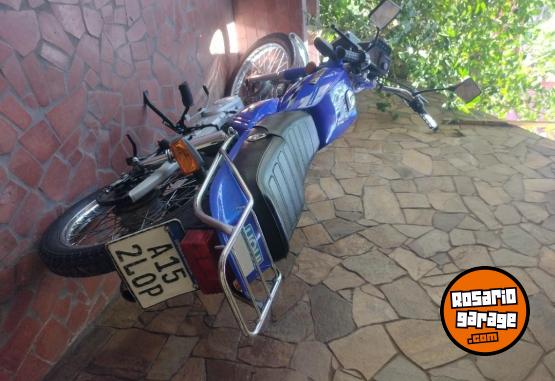 Motos - Suzuki Ax100 2021 Nafta 9900Km - En Venta