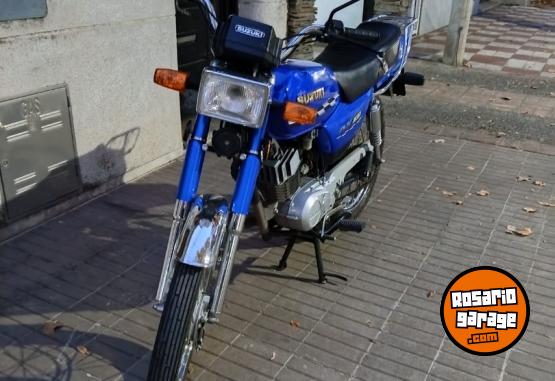 Motos - Suzuki Ax100 2021 Nafta 11500Km - En Venta