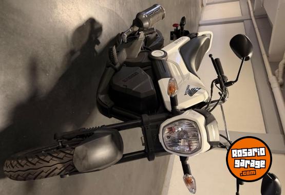 Motos - Honda Navy 2024 Nafta 1330Km - En Venta