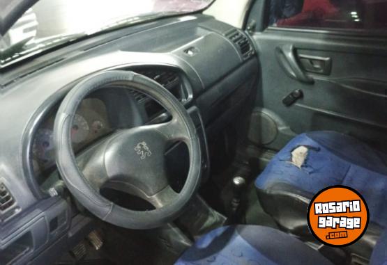 Utilitarios - Peugeot partner 2006 Diesel 260000Km - En Venta