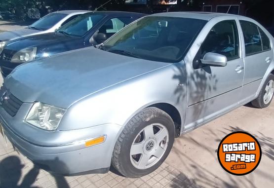 Autos - Volkswagen BORA 2.0 2004 Nafta 11111Km - En Venta