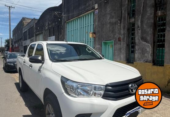 Camionetas - Toyota Hilux 2018 Diesel 200000Km - En Venta