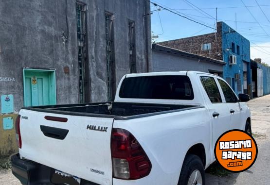 Camionetas - Toyota Hilux 2018 Diesel 200000Km - En Venta