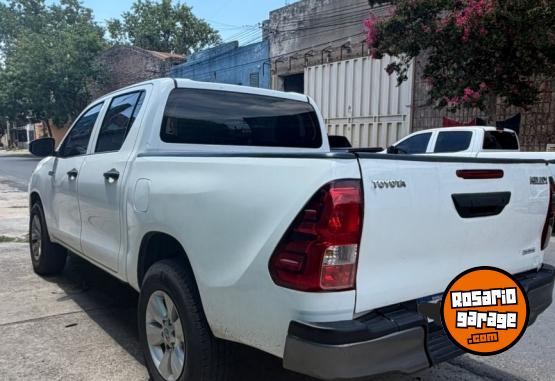 Camionetas - Toyota Hilux 2018 Diesel 200000Km - En Venta