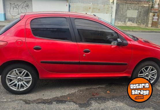 Autos - Peugeot 206 2012 Nafta 150000Km - En Venta
