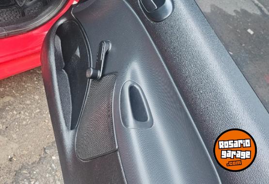 Autos - Peugeot 206 2012 Nafta 150000Km - En Venta