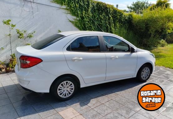 Autos - Ford Ka + Se 2019 Nafta 82000Km - En Venta