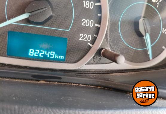 Autos - Ford Ka + Se 2019 Nafta 82000Km - En Venta