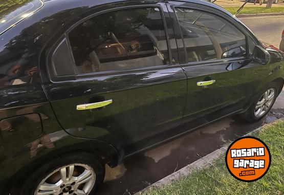 Autos - Chevrolet Aveo 2011 GNC 222000Km - En Venta